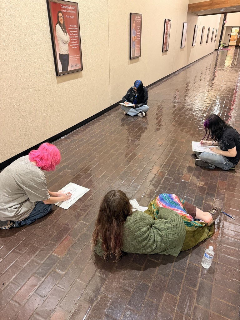 GDDM Students-Perspective Sketching