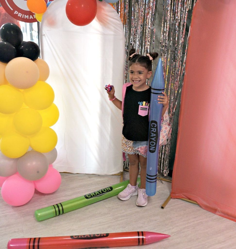girl with crayon