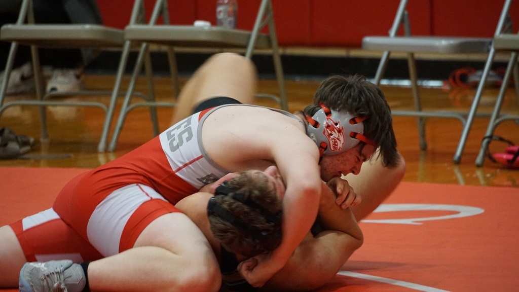 pinning opponent