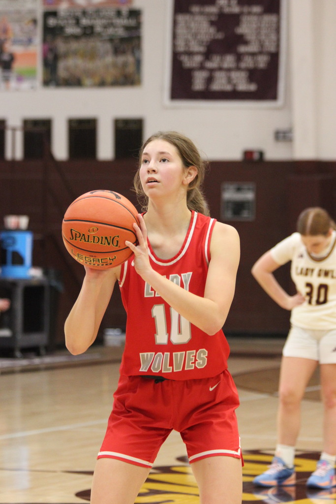 #10 shooting free throw