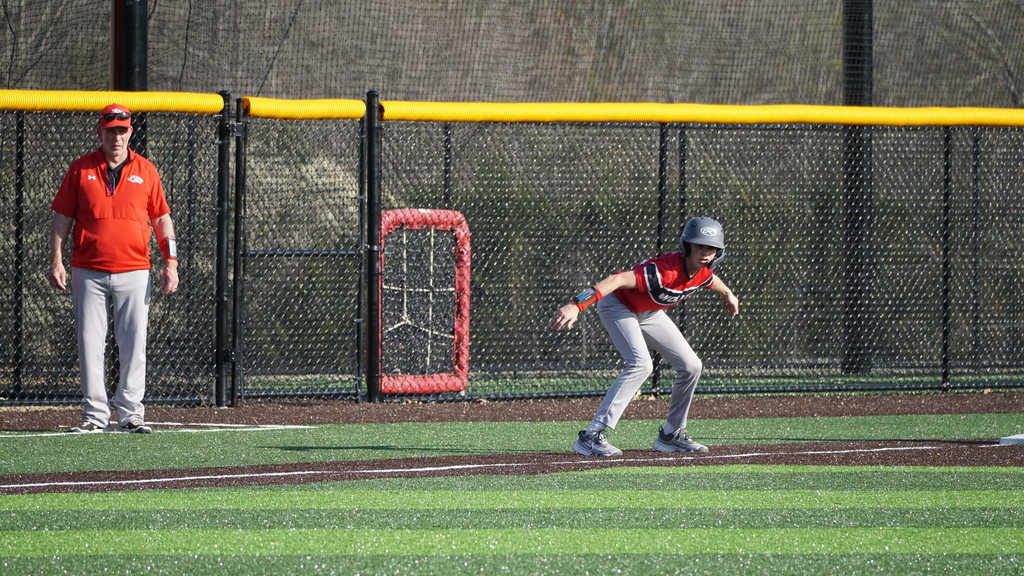 Jameso Staugaard leading off 3rd base