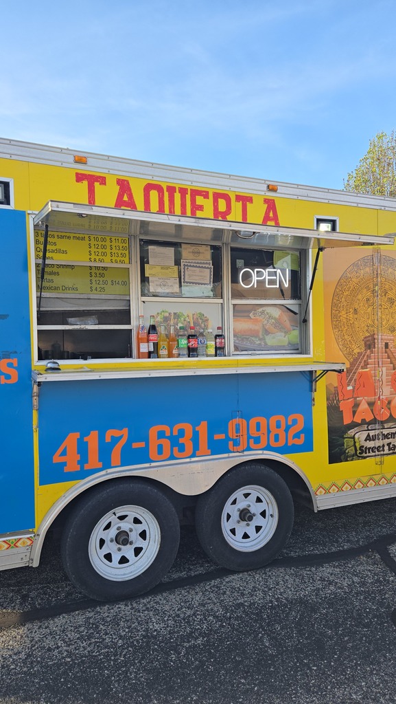 Taqueria food truck