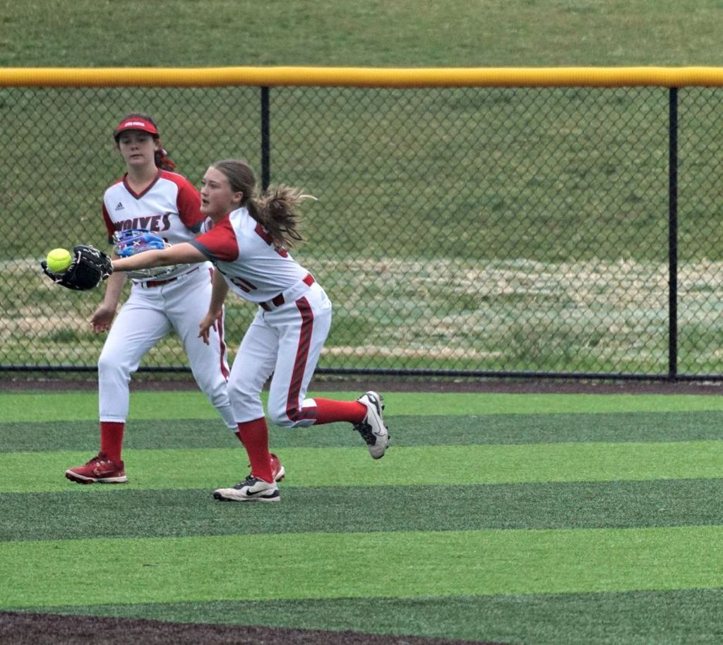 Lydia Reynolds trying to make a catch