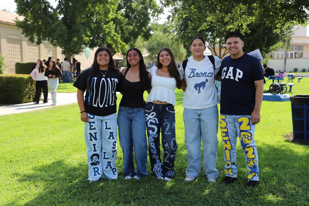 AHS students on campus