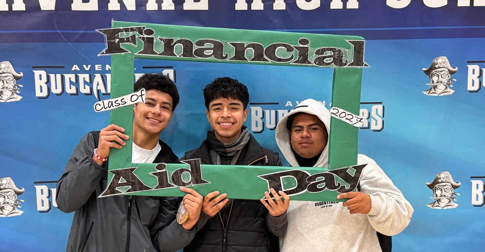AHS Students on financial aid day