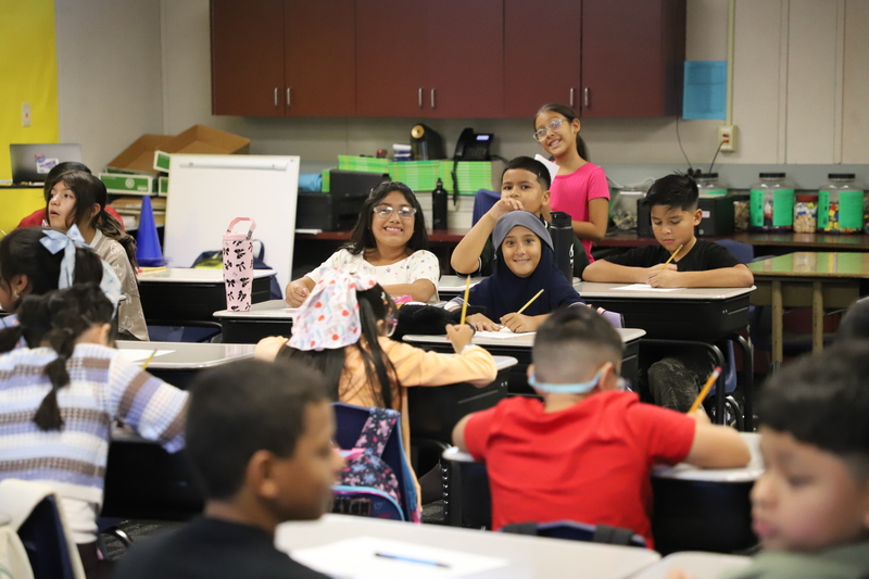 tes students in class