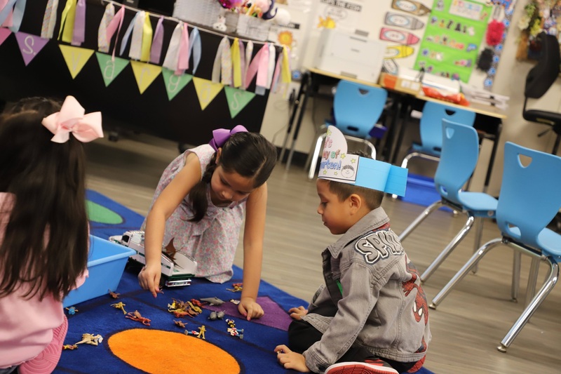 tes students in class