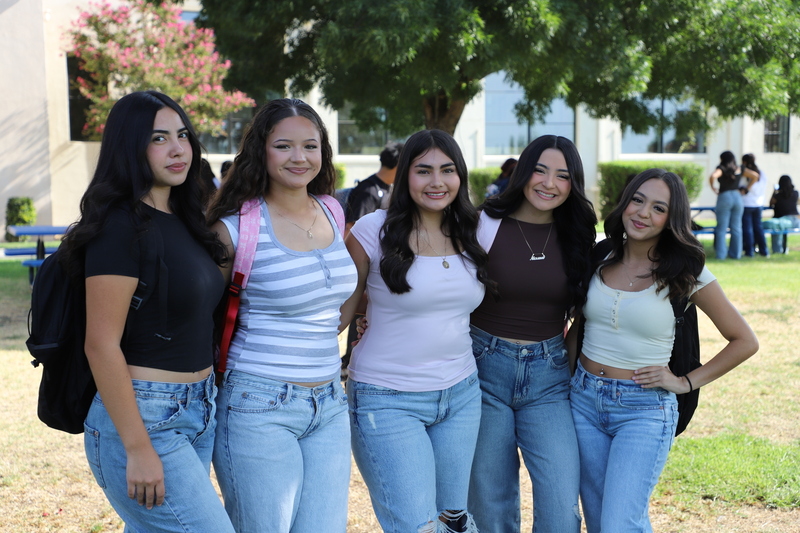 AHS students on campus
