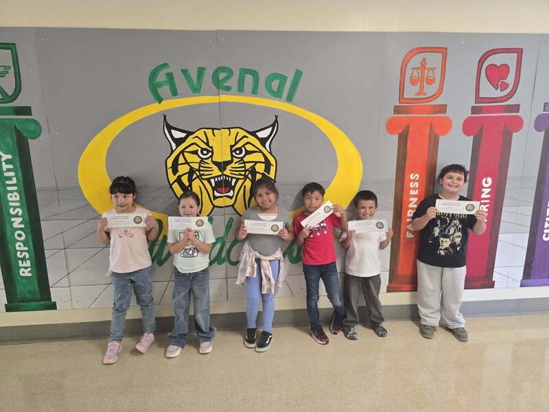 AES perfect attendance student winners