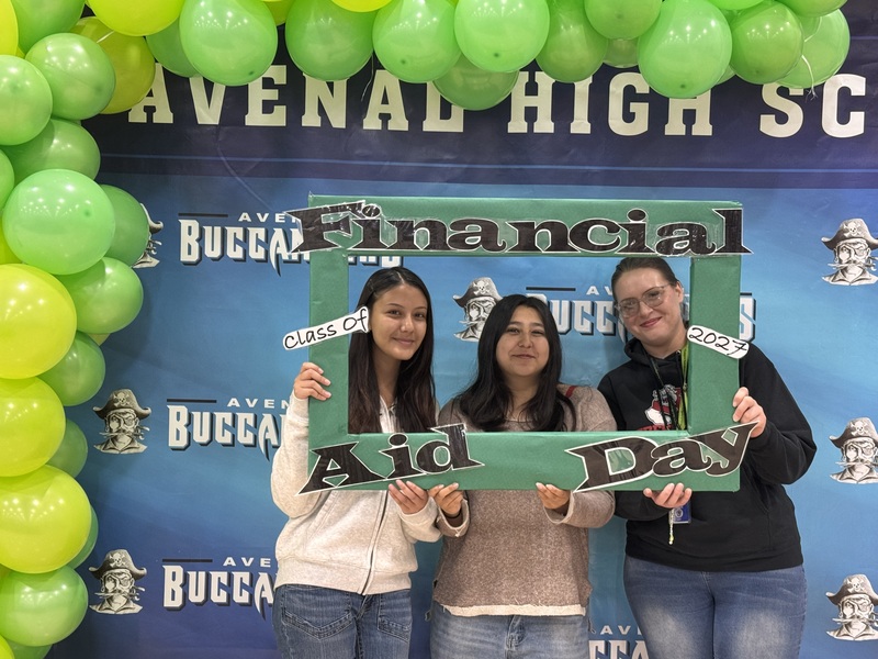AHS Students on Financial Aid Day
