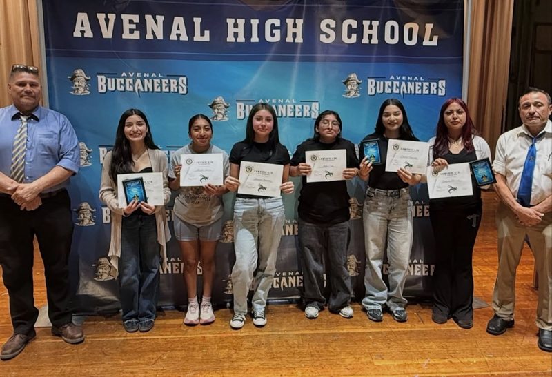 Ahs atheltes at awards ceremony