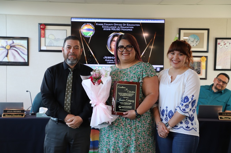 RSUSD Employee of they year with superintendent and board member