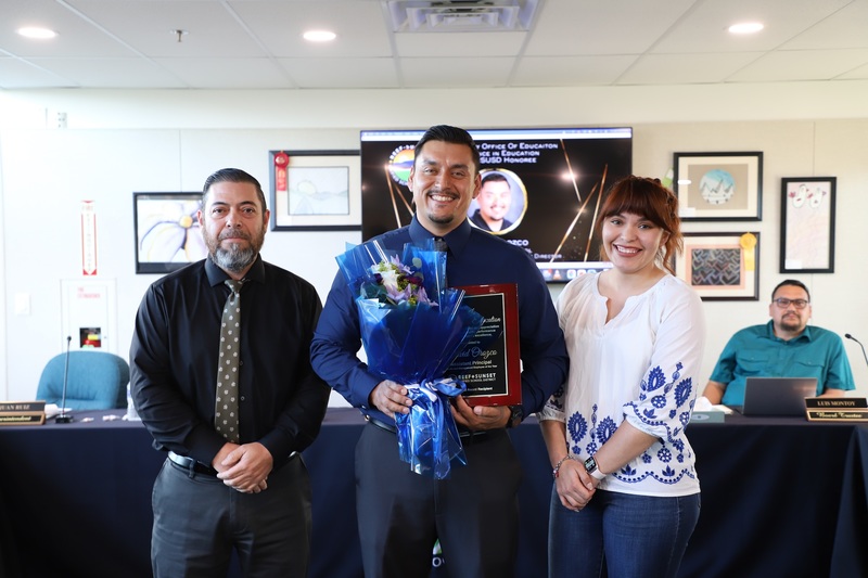 RSUSD Employee of they year with superintendent and board member