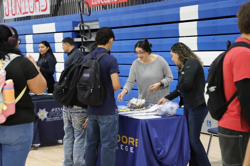 AHS Career Expo students and table leaders in the gym
