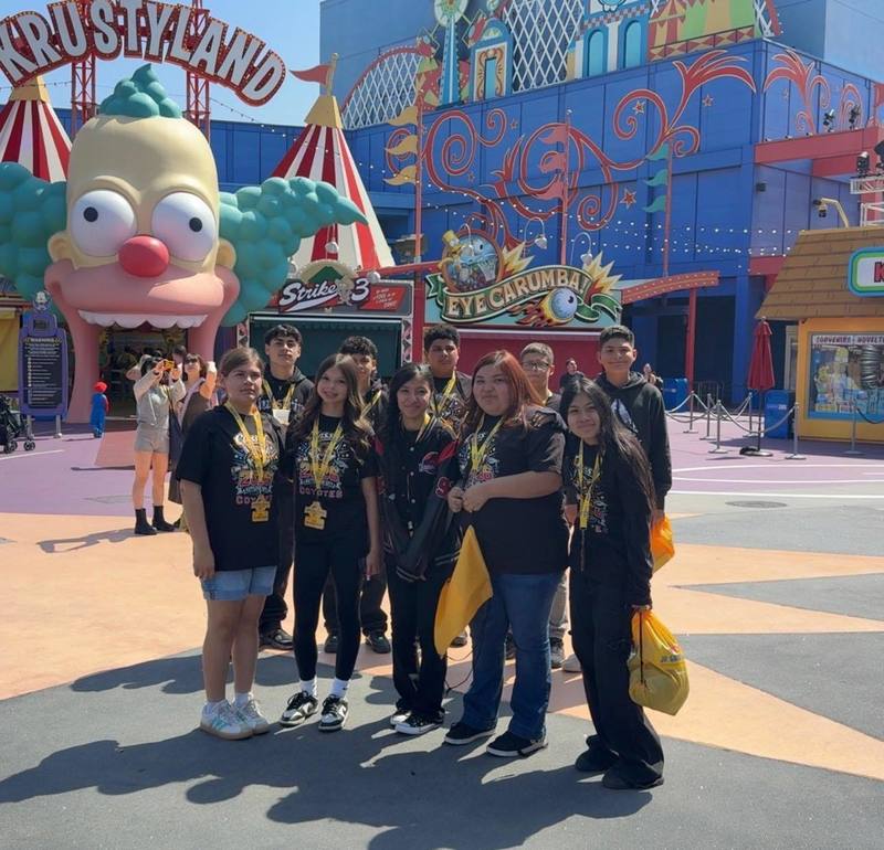 KCES students at Universal Studios