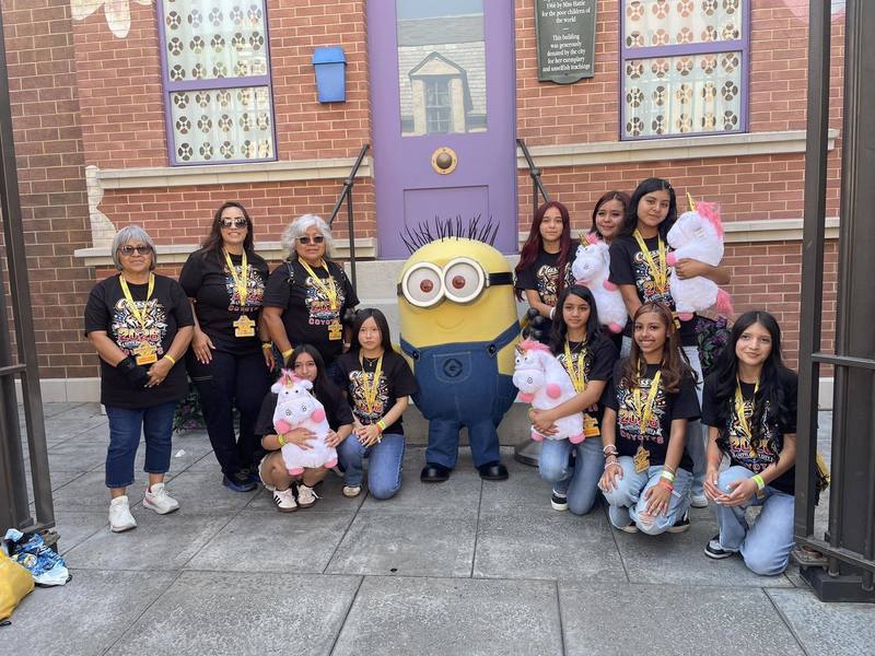 KCES students at Universal Studios