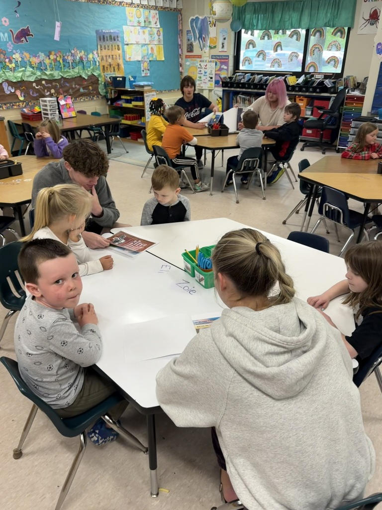 RPHS students reading to RPEL. 