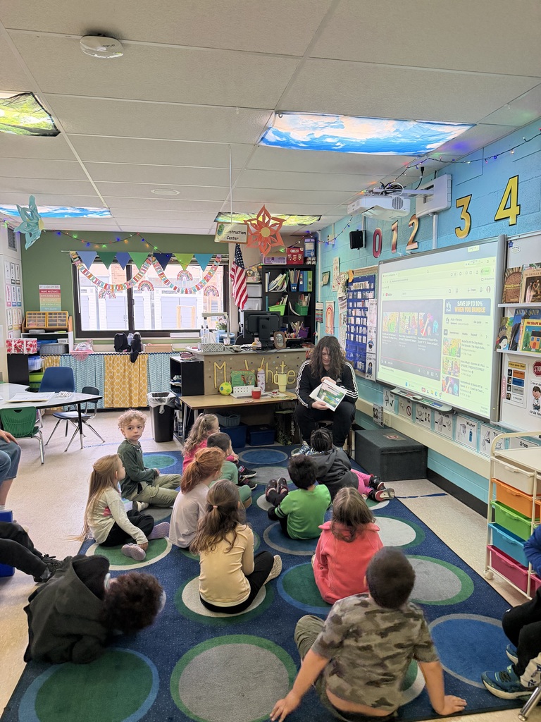 RPHS students reading to RPEL. 