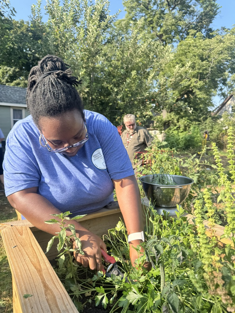 garden crew