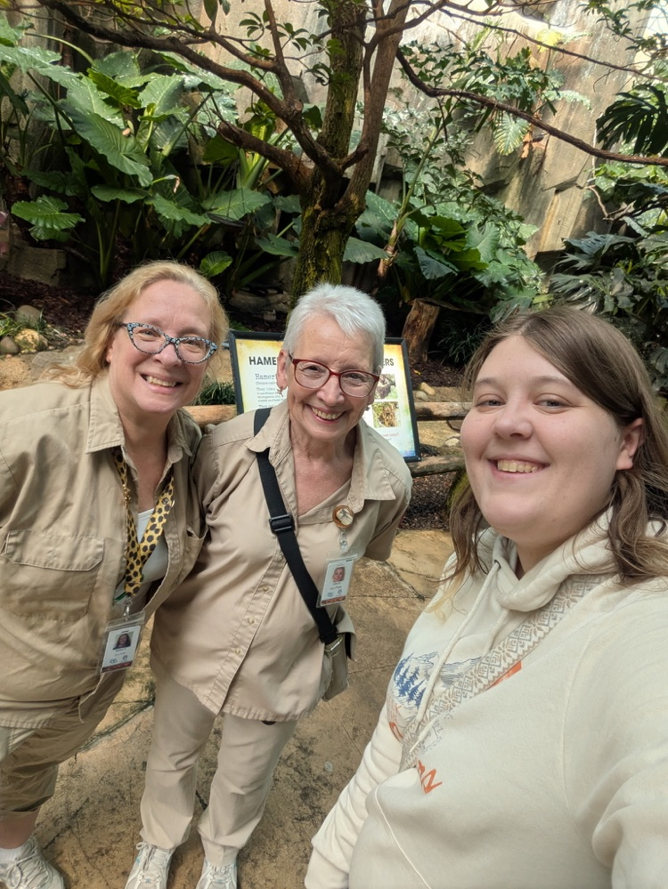Maddie and zookeepers 