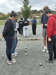 Determining how to play