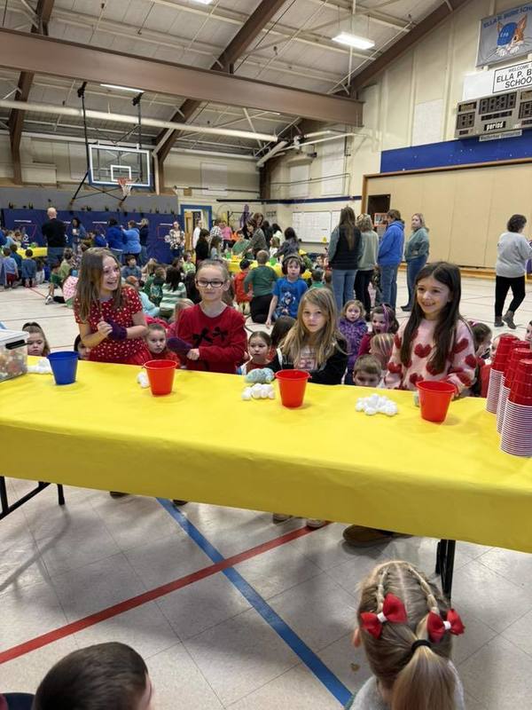 More cup stacking
