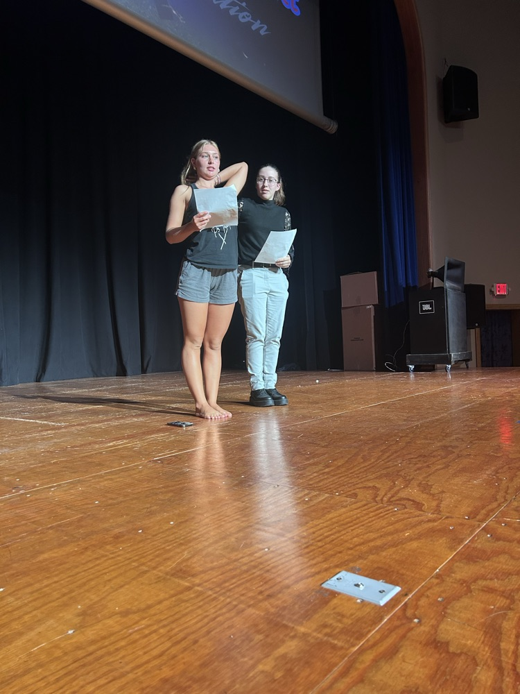Our MCs are preparing!