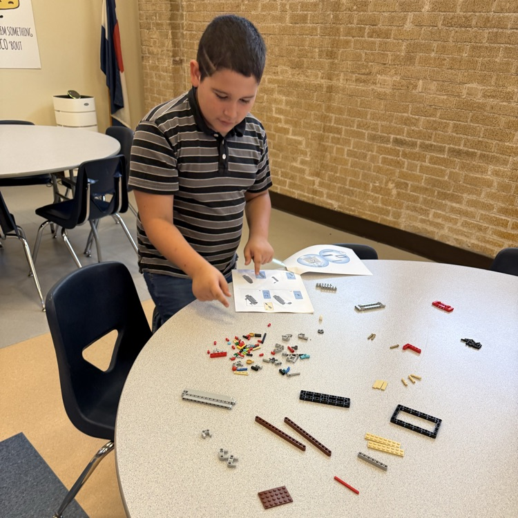 building table models