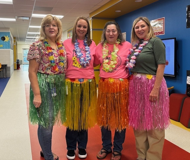 Elementary students homecoming dress up days