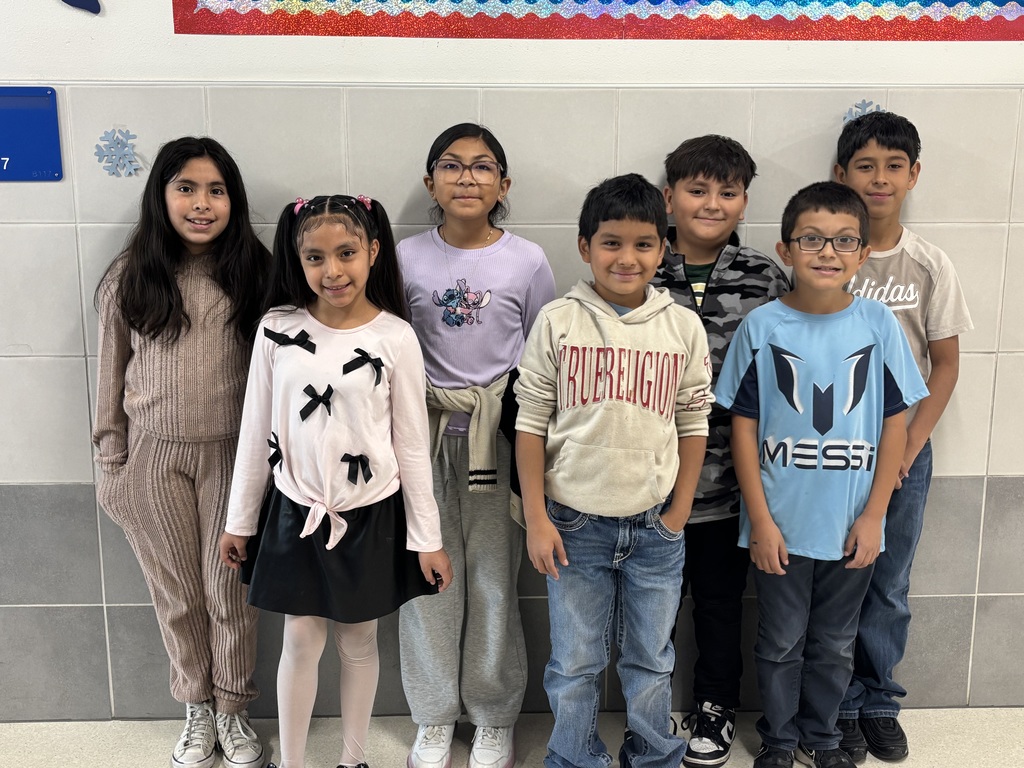 Spanish spelling bee participants