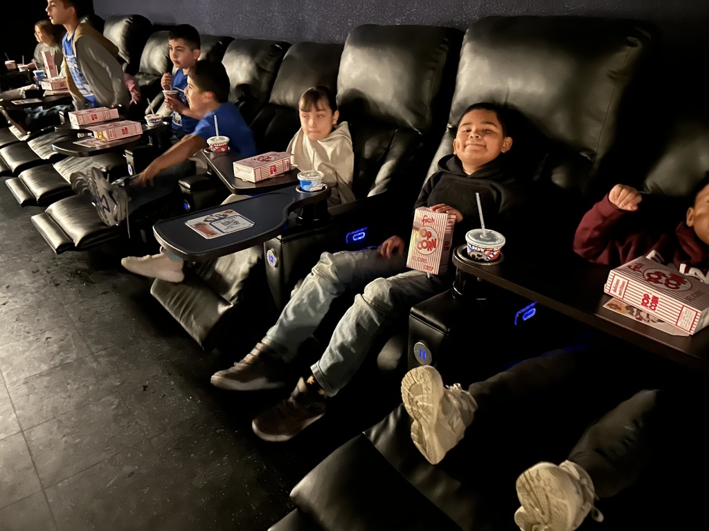 2nd graders on a field trip to the movie