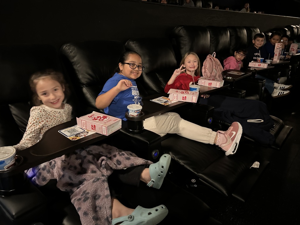 2nd graders on a field trip to the movie