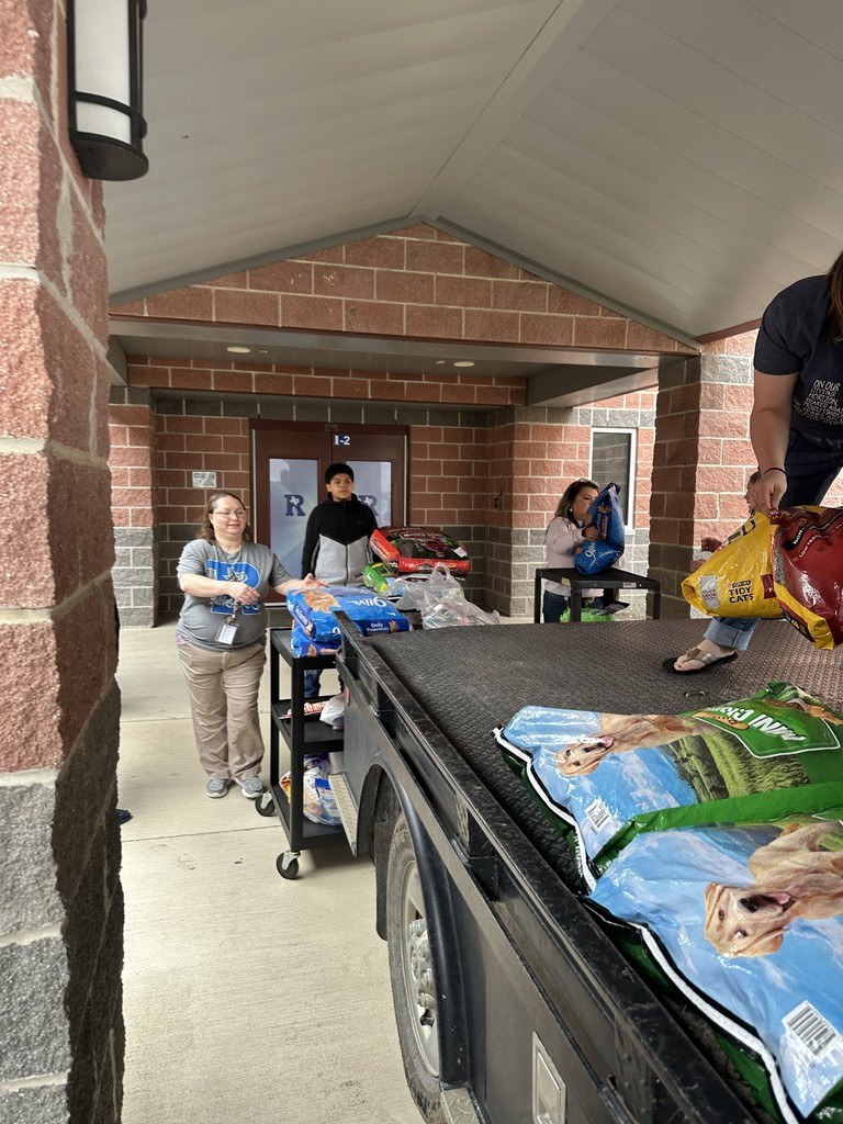 6th graders donated to the animal shelter