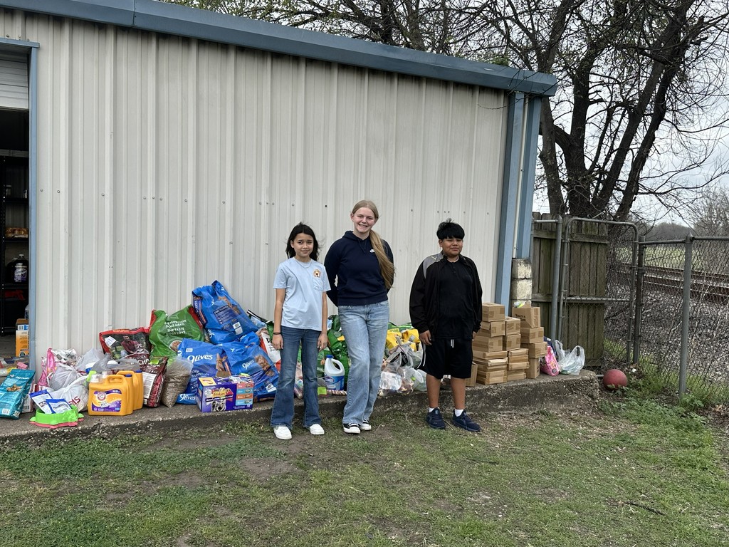 6th graders donated to the animal shelter