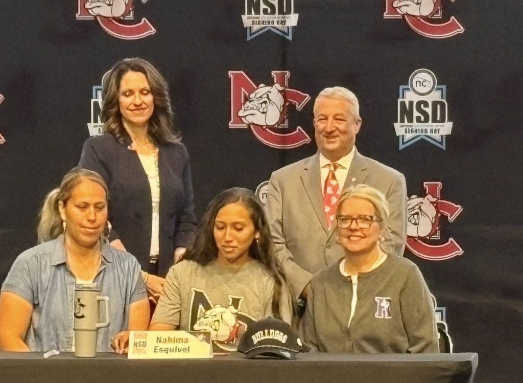 Nahima signing at Navarro