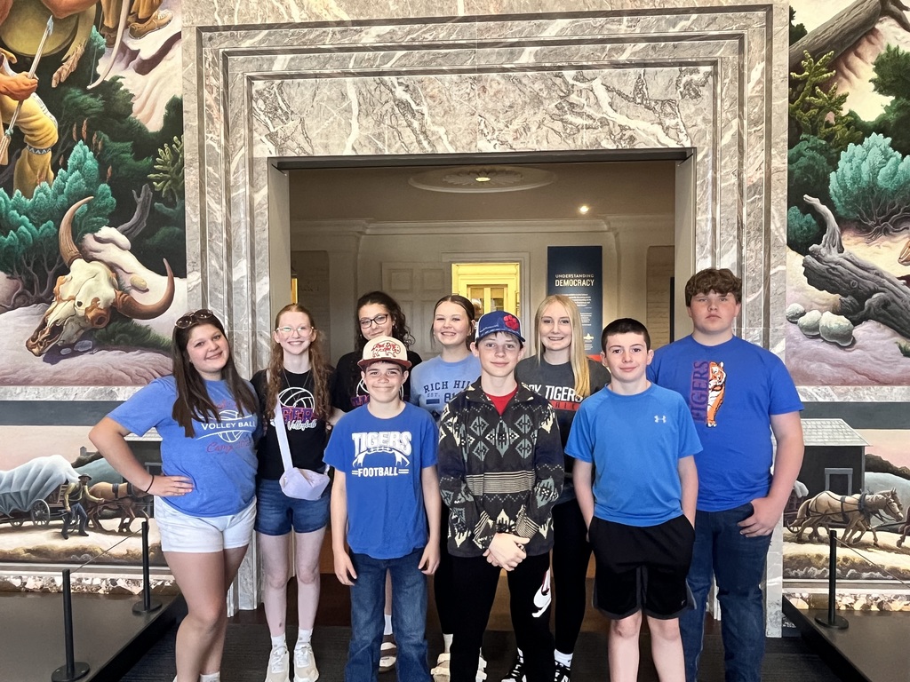 7th Graders at the Harry S. Truman Presidential Library and Museum!