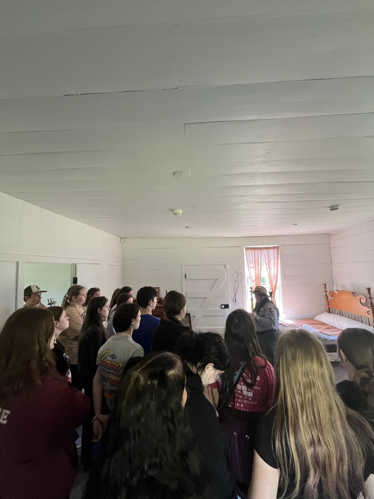 Students in the Ray House 