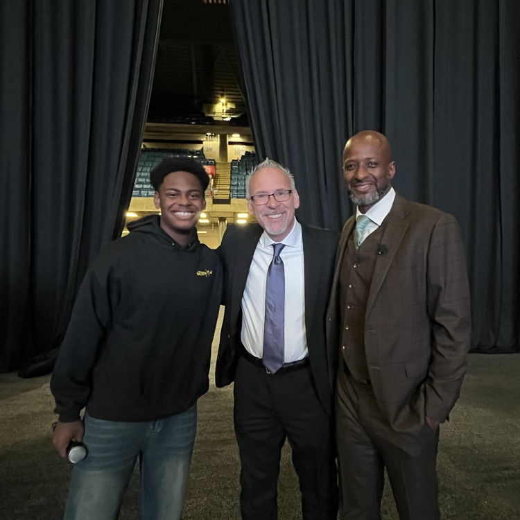 📢 Proud moment at the 61st IASA Annual Conference! Dr. Johnnie Thomas and Tyler represented Rich Township with excellence, sharing insights on leadership and innovation in education — and our talented M3 Drumline made an unforgettable appearance! 🥁👏