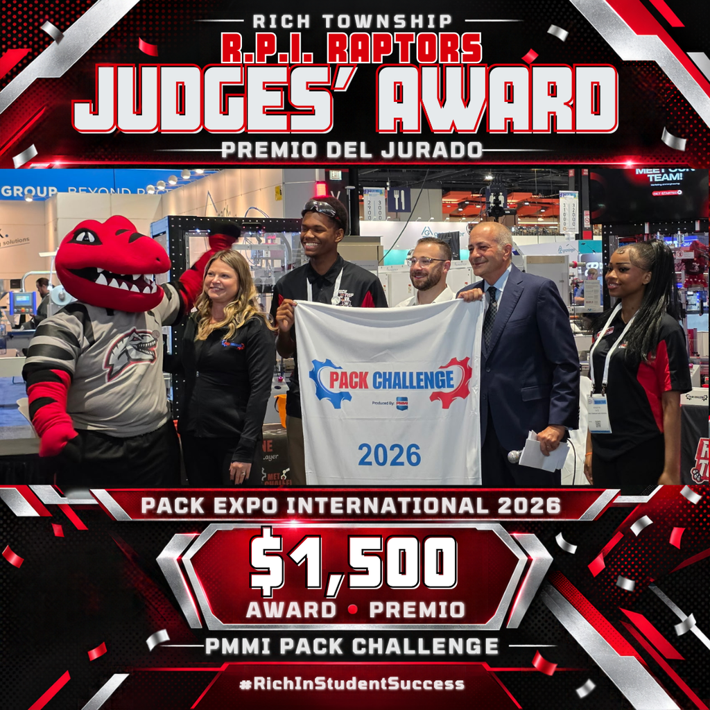 Alt text — English: Red, black, and silver graphic celebrating the Rich Township R.P.I. Raptors’ Judges’ Award and $1,500 prize at PACK EXPO International 2026. Richie and five people pose with the PACK Challenge award banner. Bilingual headings read “Judges’ Award” and “Premio del Jurado.” Texto alternativo — Español: Gráfico rojo, negro y plateado que celebra el Premio del Jurado y los $1,500 obtenidos por los R.P.I. Raptors de Rich Township en PACK EXPO International 2026. Richie y cinco personas posan con la pancarta del premio PACK Challenge.