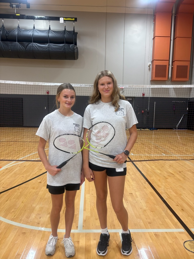 PE Badminton Double Champions