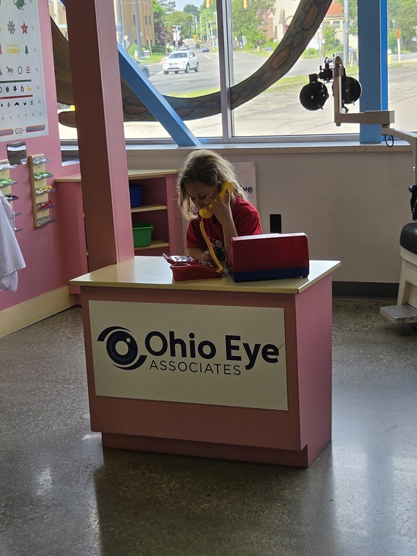 Power Hours students at Buckeye Imagination Museum.