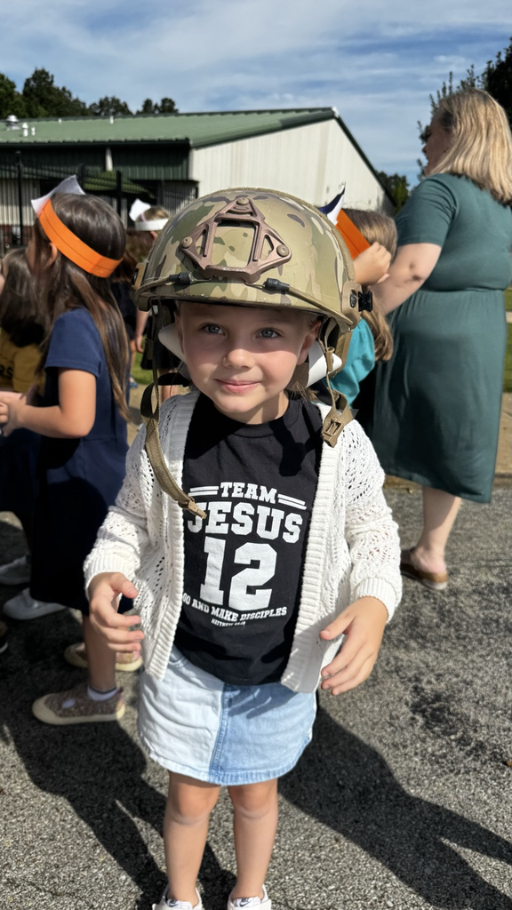 girl with helmet