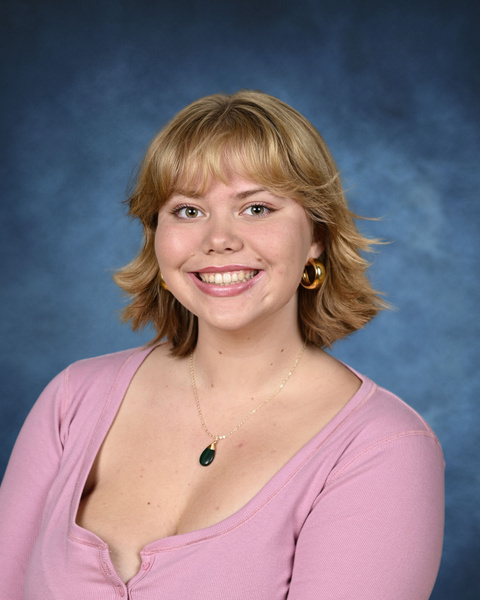 Lauren Kelly, 12th Grade at Ridgefield High School