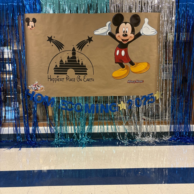 Main hallway decorations 