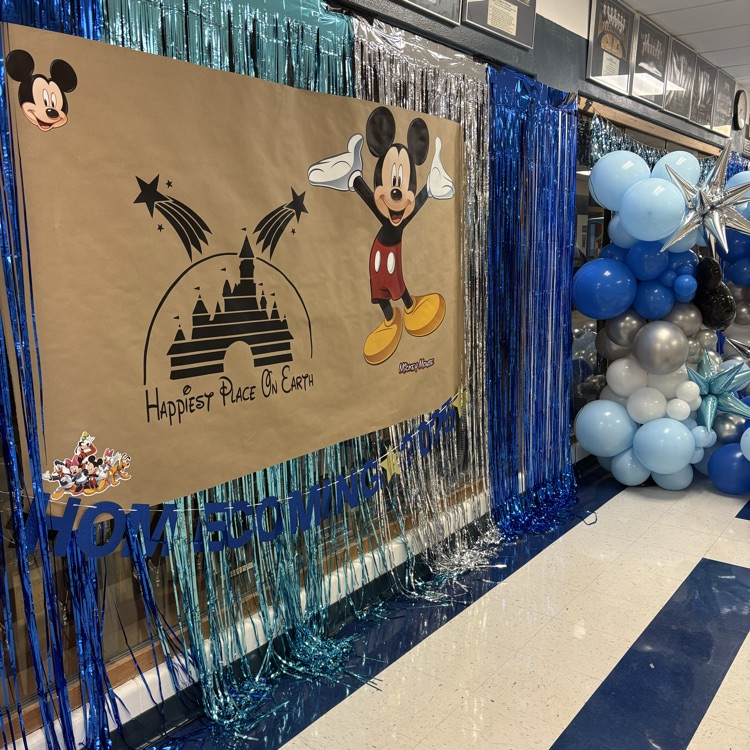 Main hallway decorations 