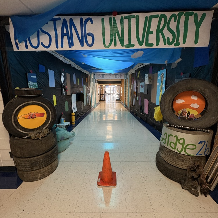 hallway decorations 
