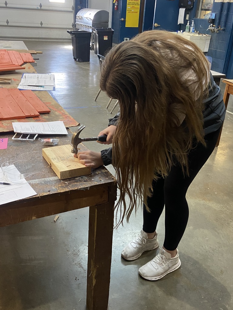 Building Pallet Pumpkins in Ag Mechanics