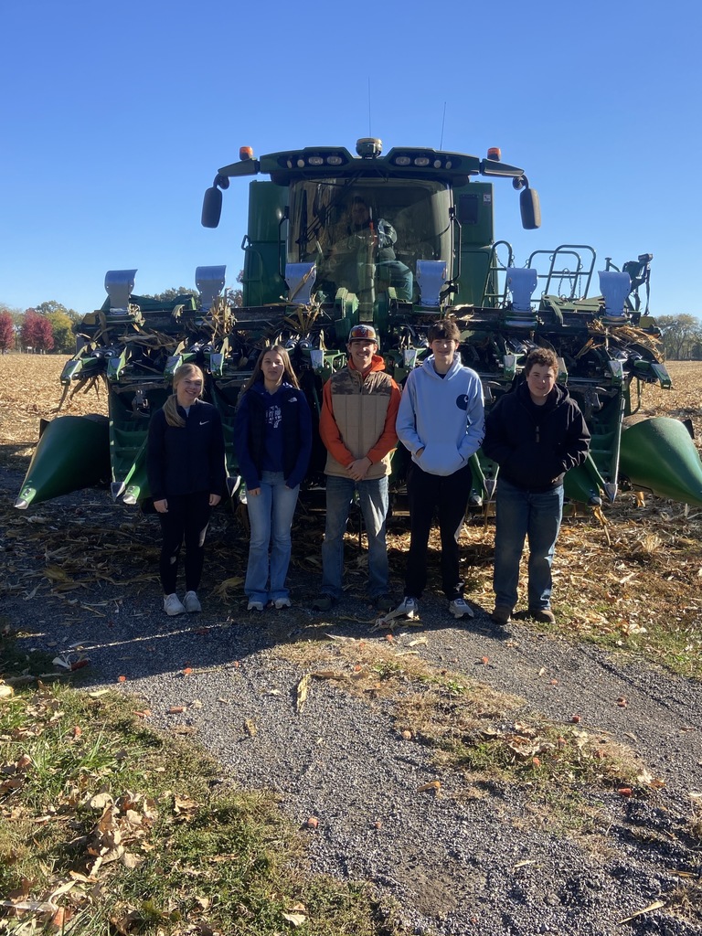FFA Members help with FFA Plot harvest