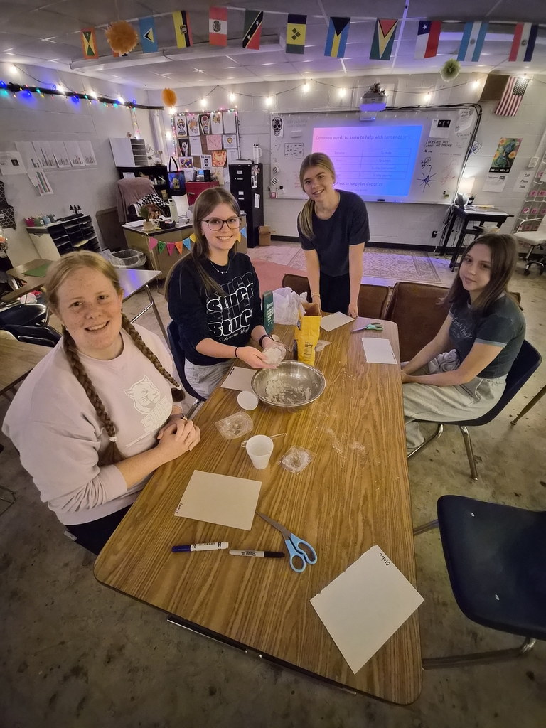 4th hr creating molds