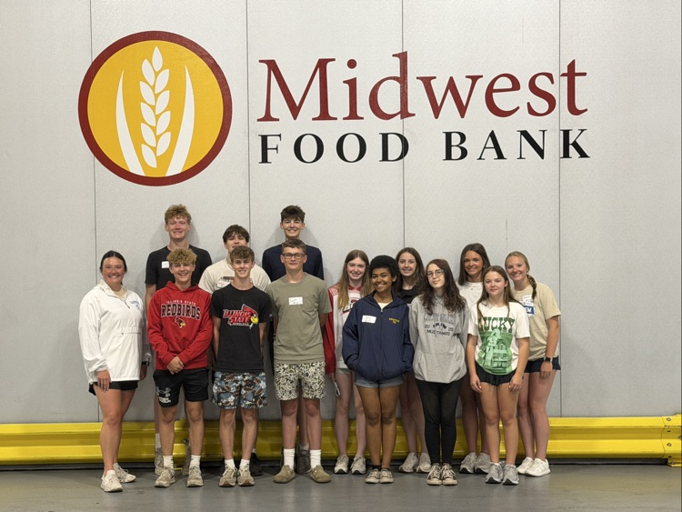 Midwest Food Bank Packing Potatoes 